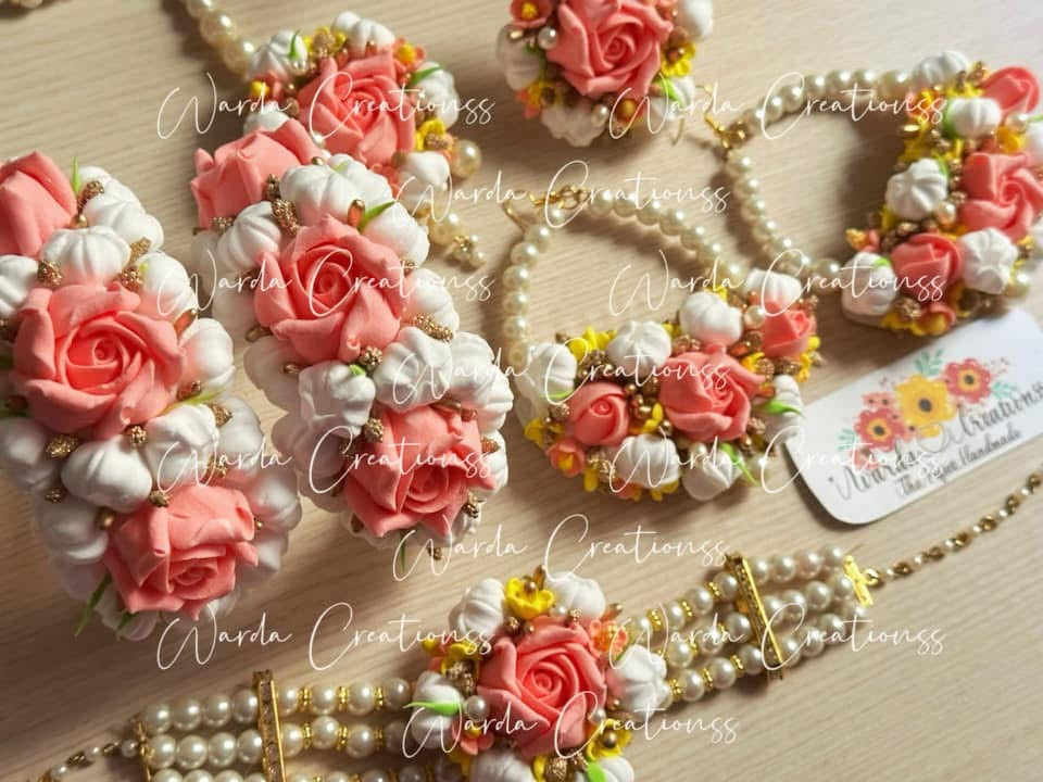 Gul-E-Gulab Jewelry Set