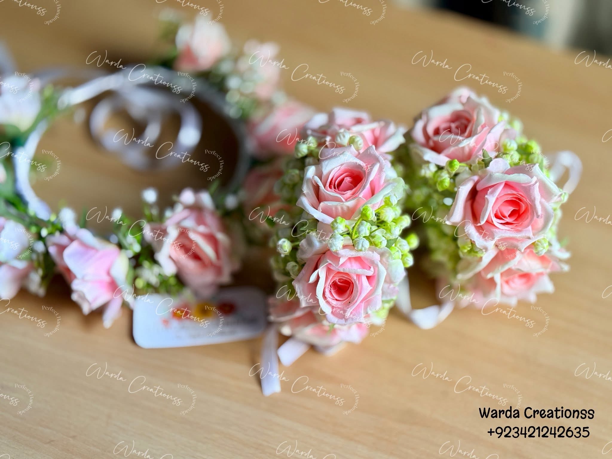 Bloom Gajrey with Crown