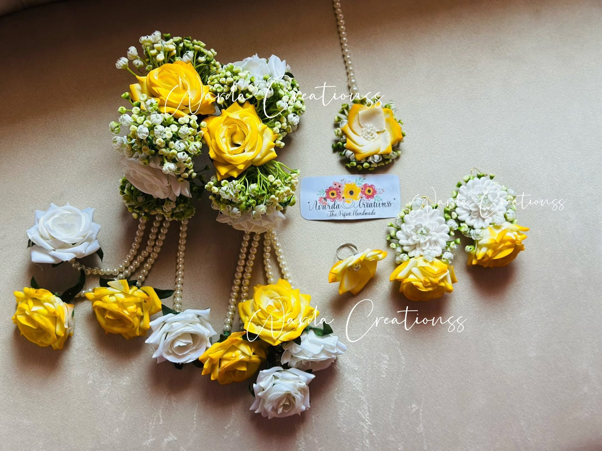 Desy Pop Floral Jewelry Set