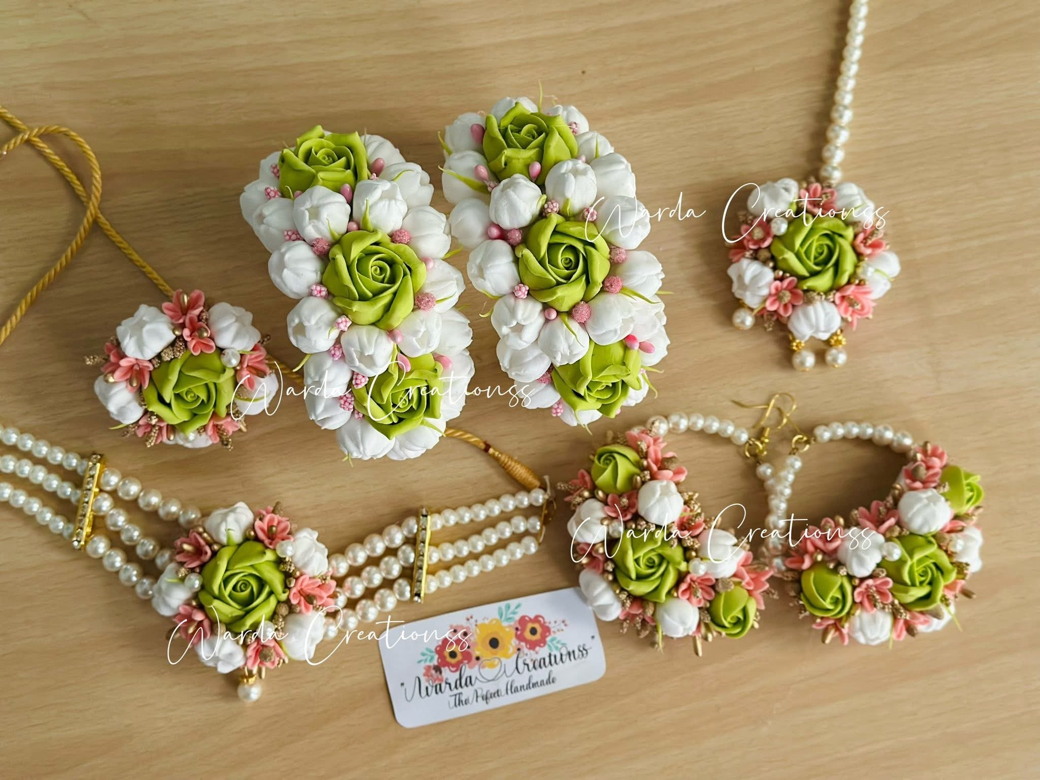 Gul-E-Gulab Jewelry Set