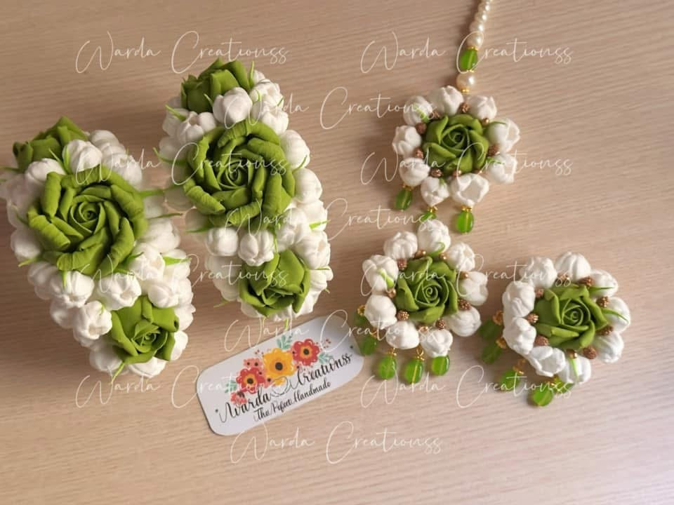 Handmade Jasmine Rose Queen Set