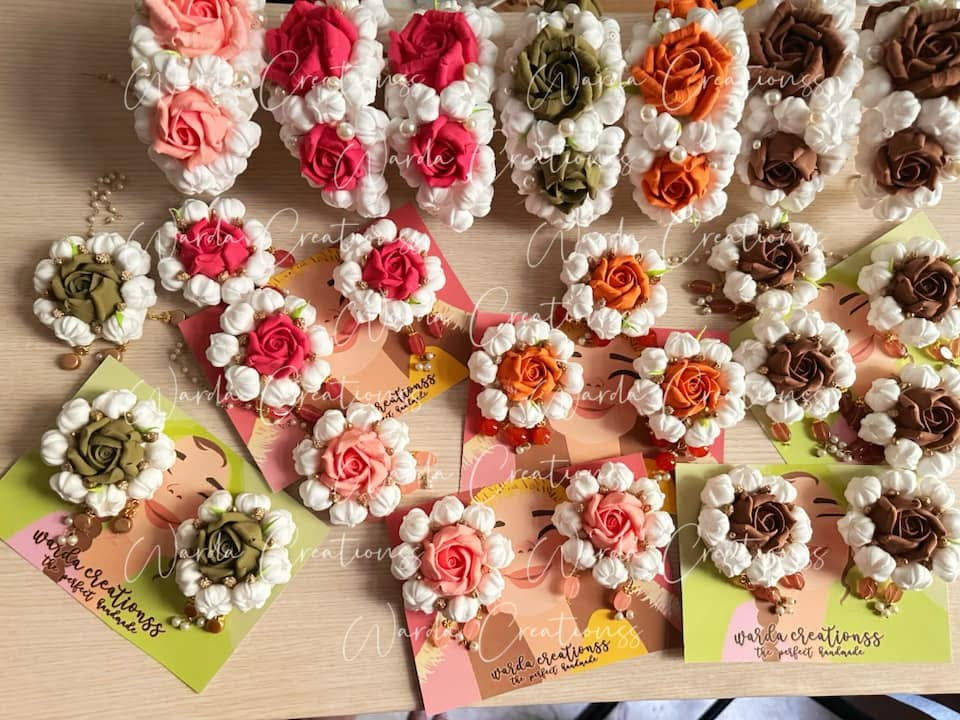 Handmade Jasmine Rose Queen Set