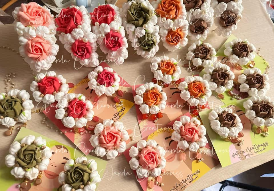 Handmade Jasmine Rose Queen Set