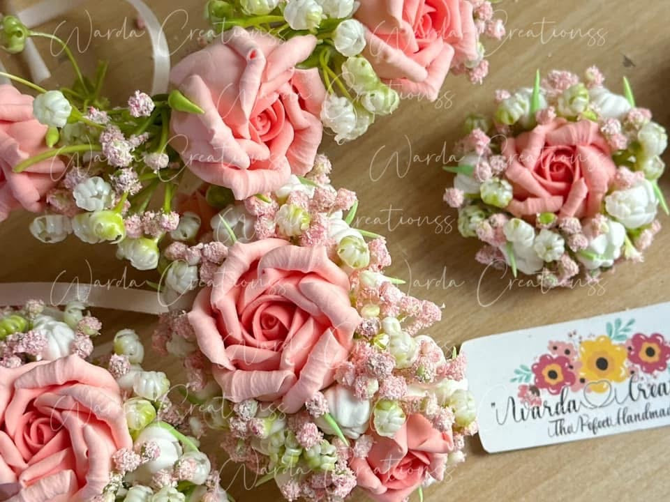 Premium Rose Gajrey with crown
